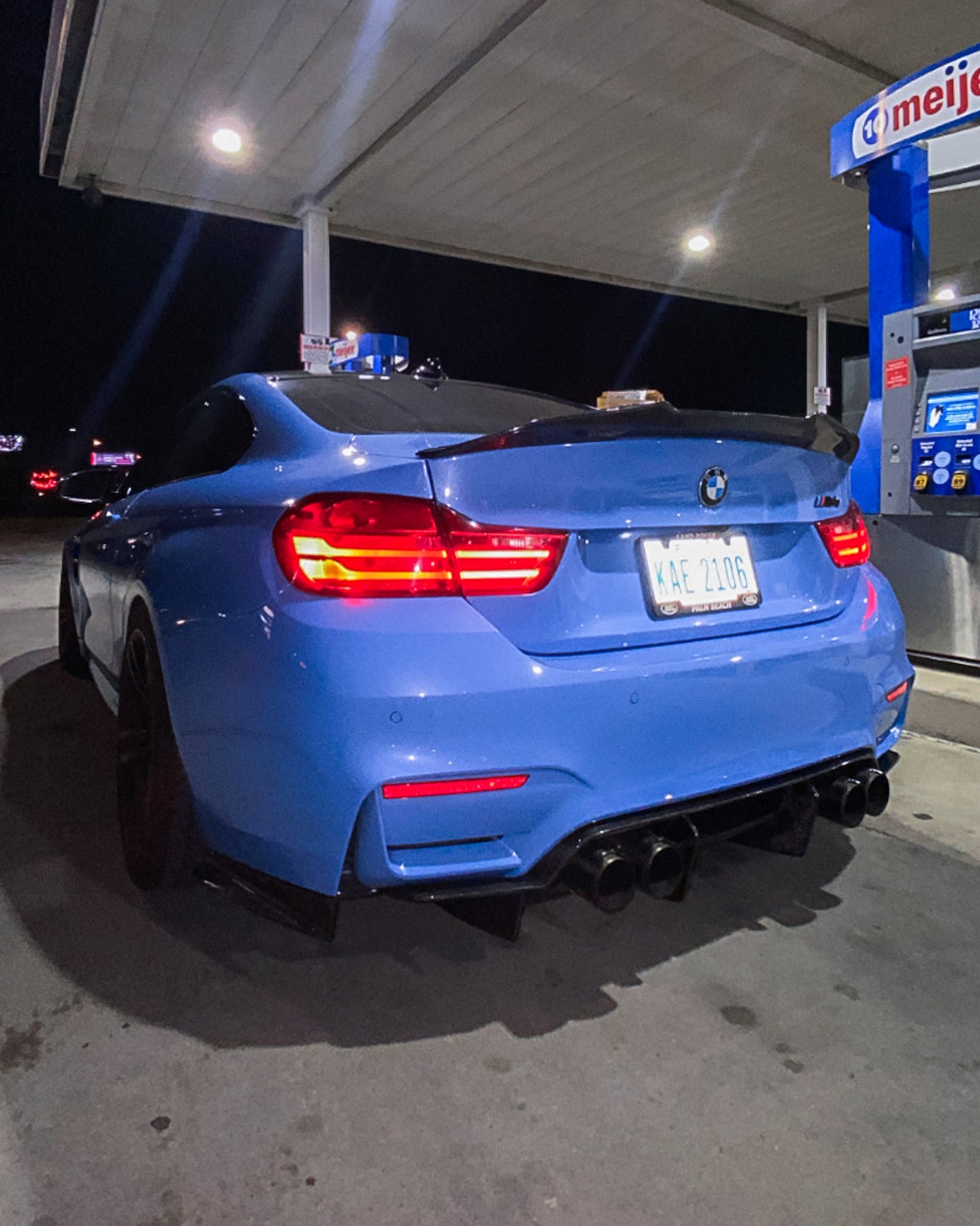 Psm Style Carbon Fiber Rear Diffuser With Splitters - BMW M3 F80 & M4 F82 / F83