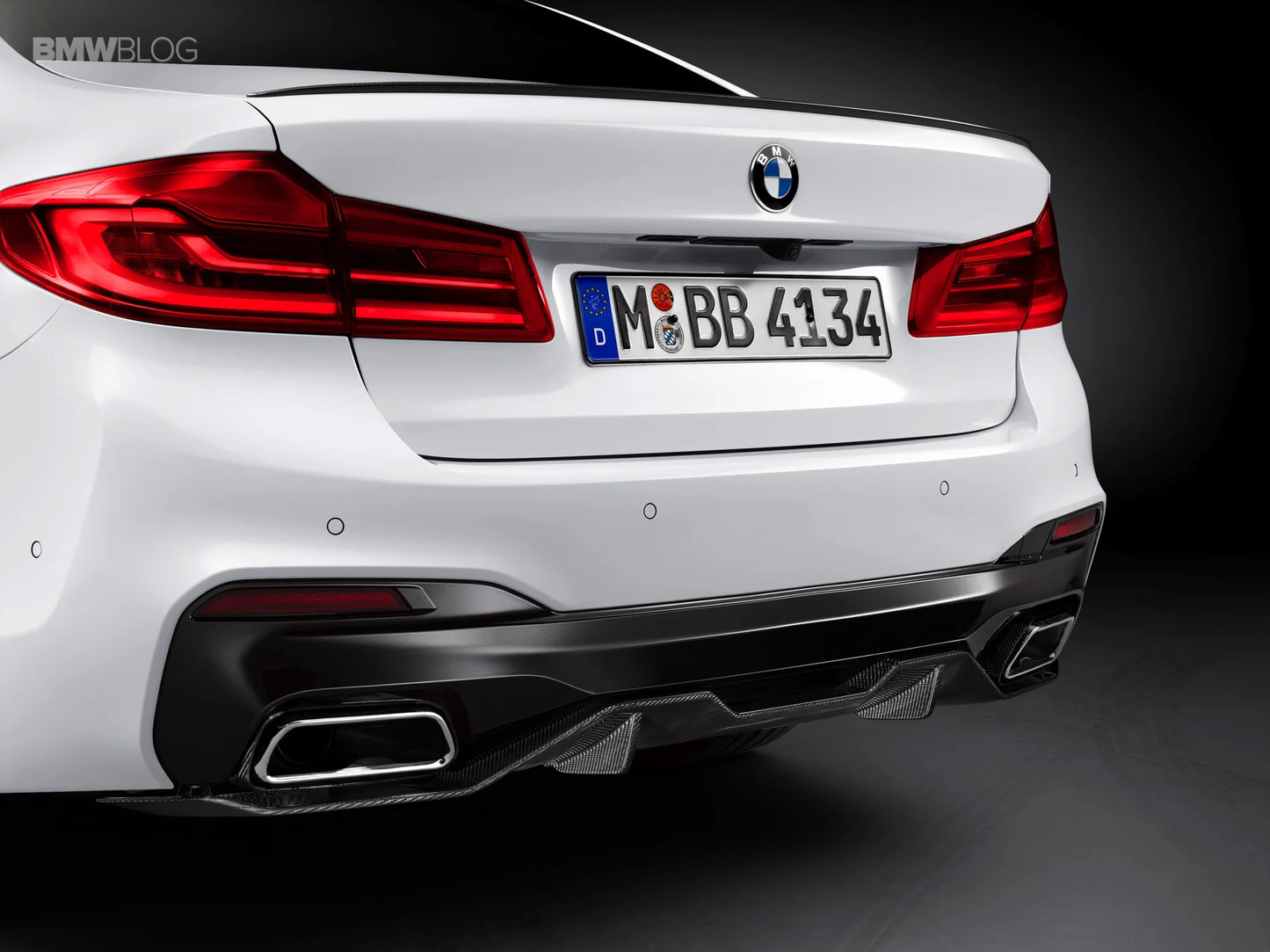 MP Style Carbon Fiber Rear Diffuser - BMW G30 5 Series Pre-LCI