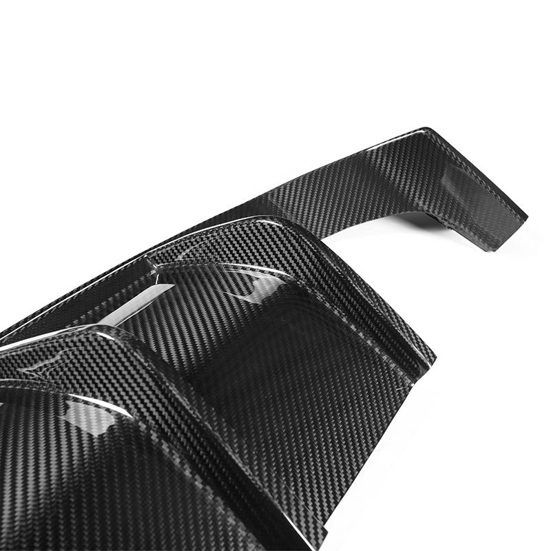 V Style Carbon Fiber Rear Diffuser - BMW F80 F82 F83 M3 M4